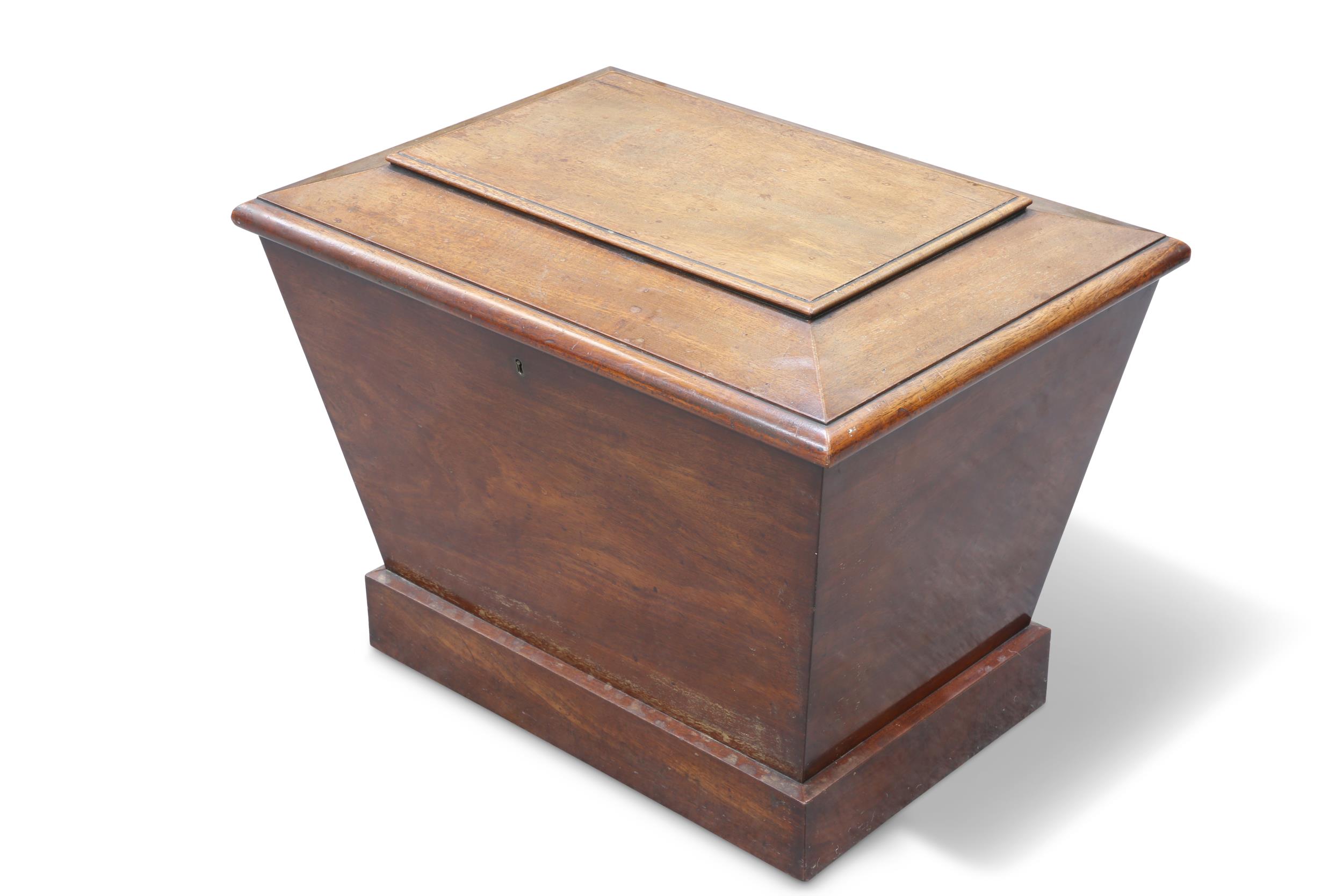 A 19TH CENTURY MAHOGANY CELLARETTE