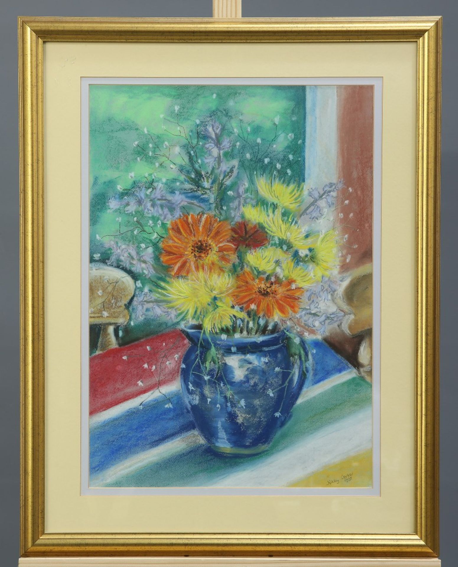 NIKKY CORKER (20TH CENTURY), STILL LIFE OF A VASE OF FLOWERS