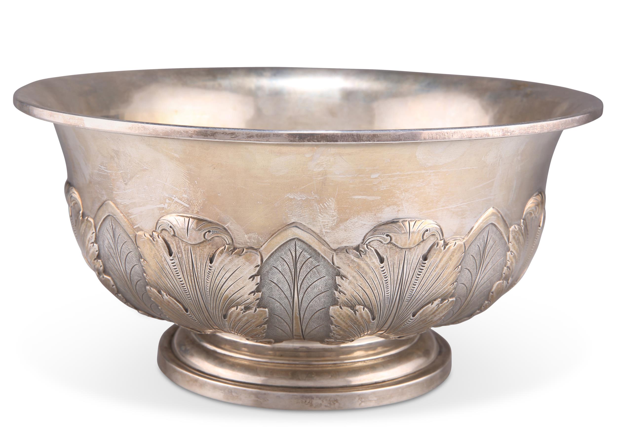 AN AMERICAN LARGE STERLING SILVER BOWL