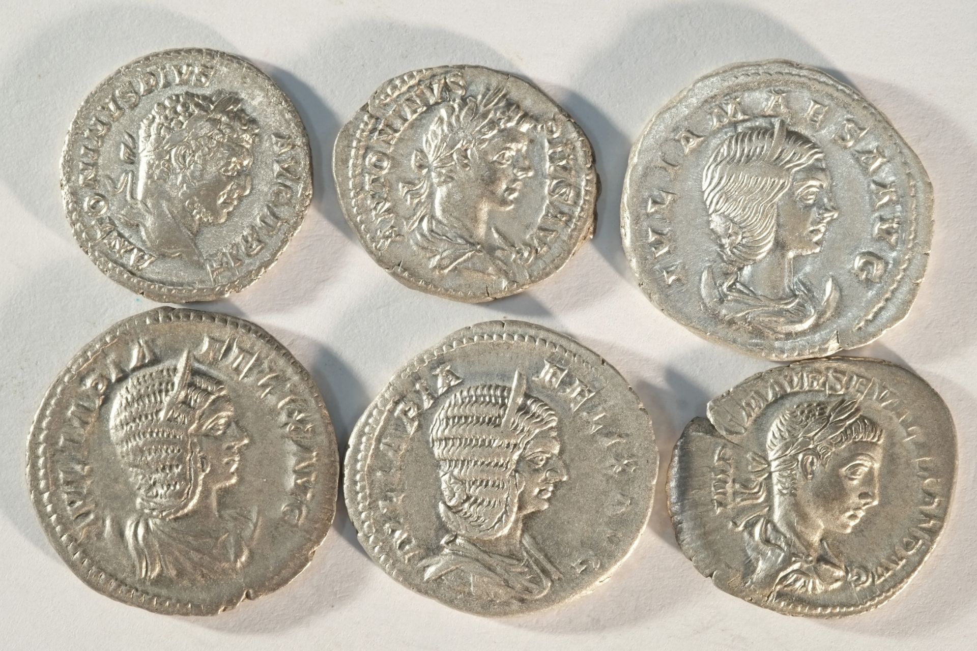 6x silver Severan Dynasty coins consisting of: 2x Caracalla (198 - 217 CE) denarius