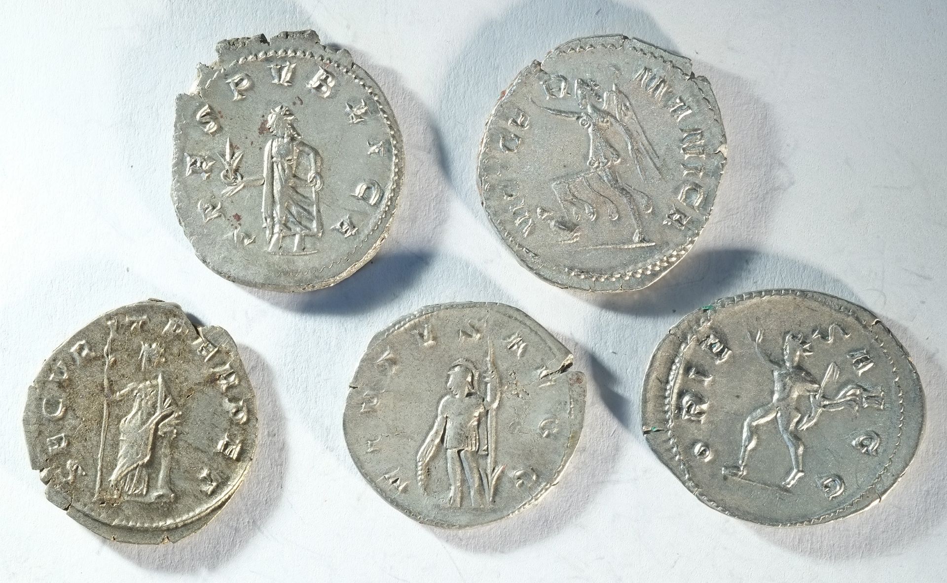 5x silver antoninianii consisting of: 2x Valerian (253 - 260 CE), ORIENS AVGG, Sol standing - Bild 2 aus 2
