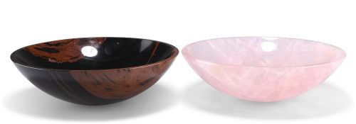 A ROSE QUARTZ BOWL, circular with a flattened top rim and base, the stone polished;ÿtogether with