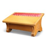 LYNDON HAMMELL, A CAT AND MOUSE MAN ECCLESIASTICAL OAK KNEELER, the sloping top with inset padded