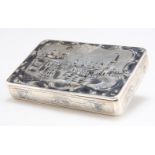 AN EARLY 19TH CENTURY RUSSIAN SILVER AND NIELLO SNUFF BOX