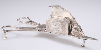 A PAIR OF GEORGE III SILVER CANDLE SNUFFERS