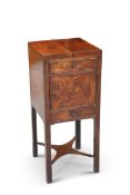 A GEORGE III MAHOGANY WASHSTAND