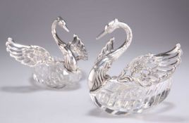 A PAIR OF GERMAN SILVER-MOUNTED GLASS BOWLS