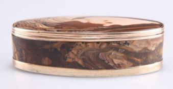 A FINE GOLD-MOUNTED AGATE BOX, FIRST HALF OF 19TH CENTURY