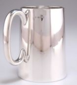 A VICTORIAN SILVER PINT MUG