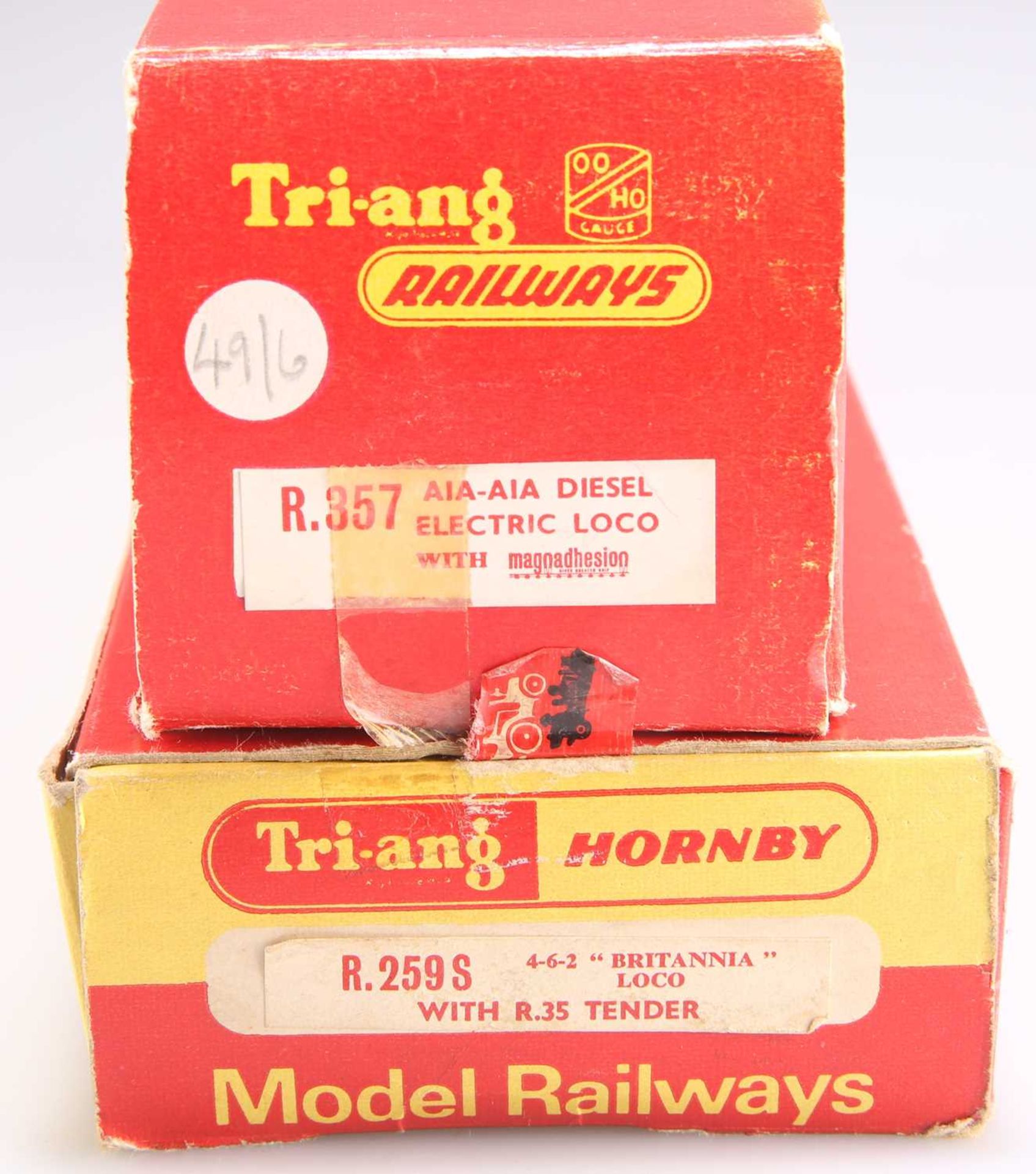 TWO TRI-ANG AND HORNBY BOXED LOCOMOTIVES - Bild 2 aus 2