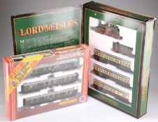 A HORNBY B.R. 3 CAR DIESEL MULTIPLE UNIT PACK AND A LORD OF THE ISLES GREAT WESTERN RAILWAY SET