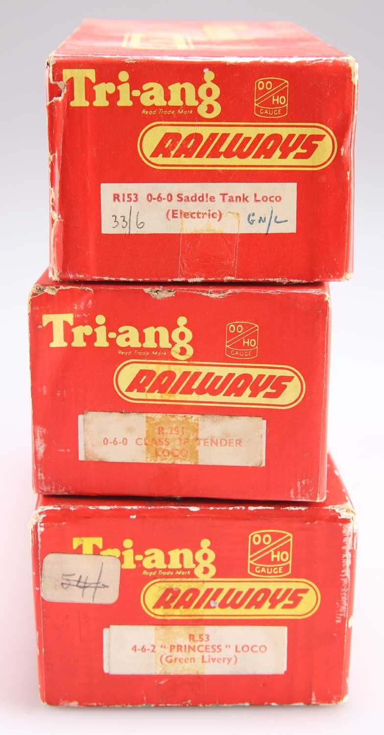 THREE TRI-ANG OO GAUGE BOXED LOCOMOTIVES - Image 2 of 2