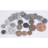 A COLLECTION OF ASSORTED COINS