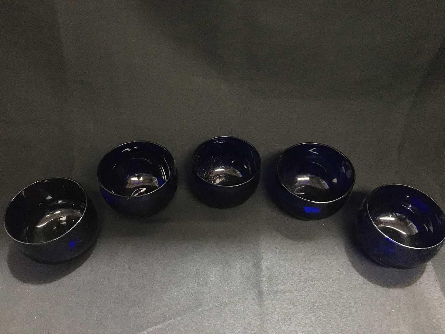 FIVE BLUE GLASS RINSERS - Image 2 of 2