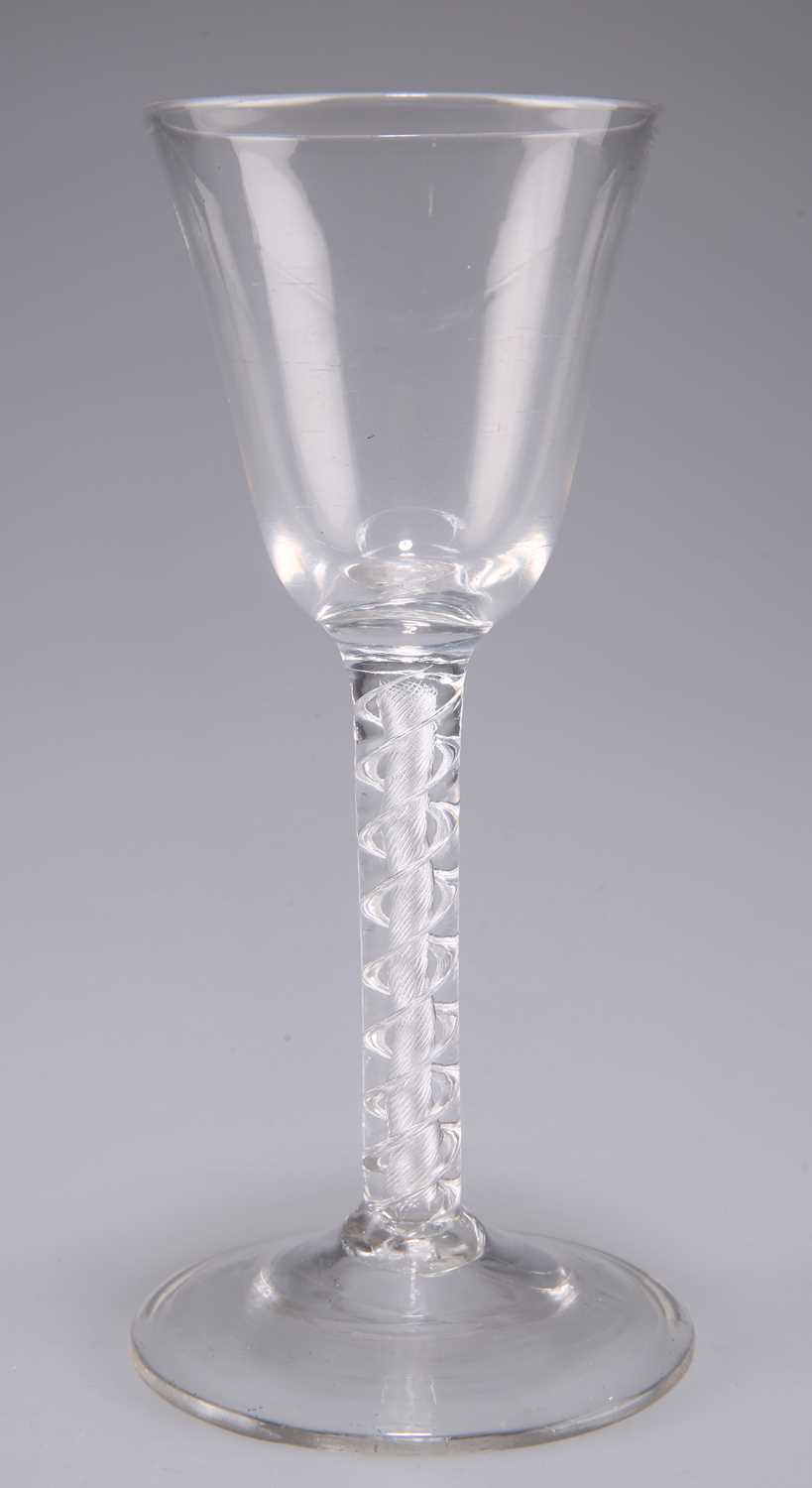 AN 18TH CENTURY AIR TWIST WINE GLASS