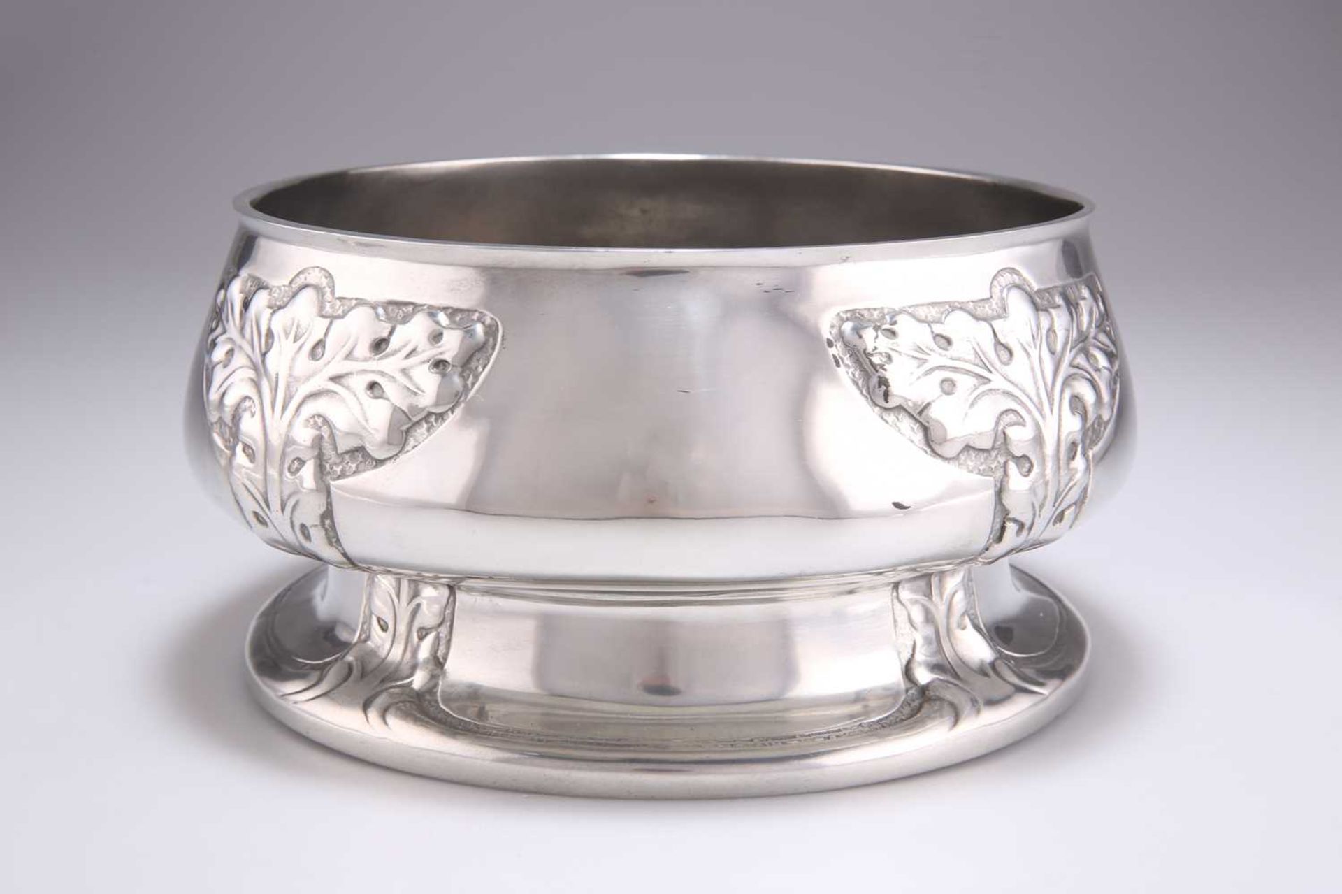 A LIBERTY & CO TUDRIC PEWTER BOWL, PROBABLY BY OLIVER BAKER - Image 2 of 2