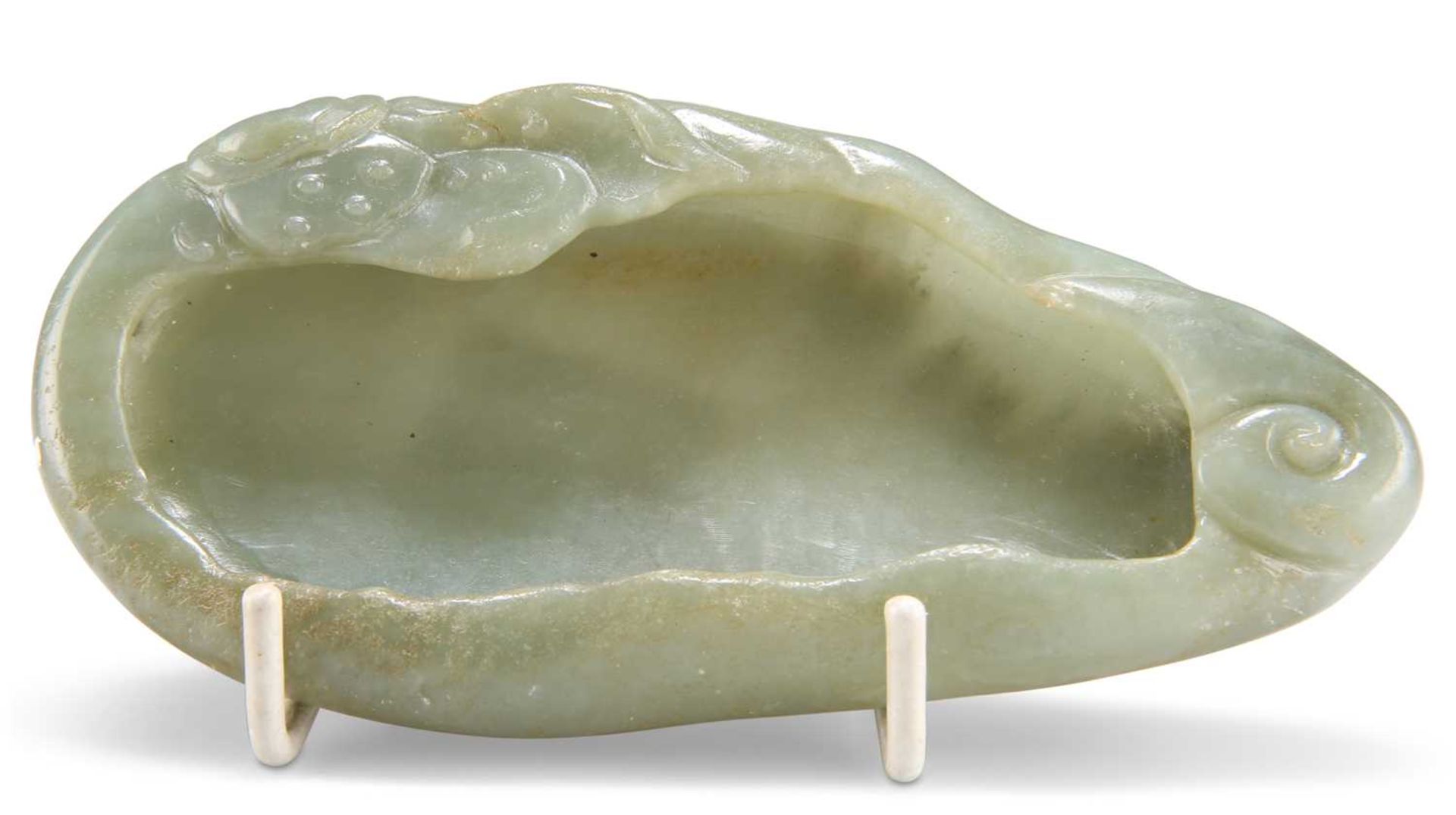 A CARVED JADE LOTUS BRUSH WASHER