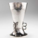 A LIBERTY & CO TUDRIC PEWTER VASE, THE DESIGN ATTRIBUTED TO OLIVER BAKER
