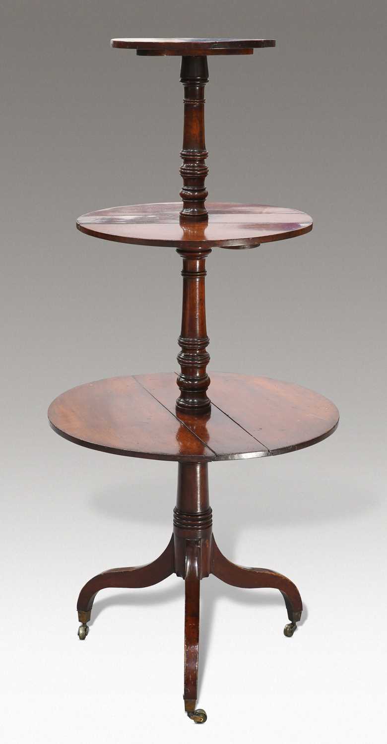 AN EARLY 19TH CENTURY MAHOGANY DUMB WAITER