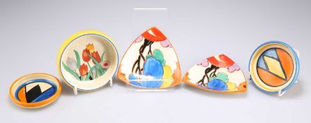 FIVE CLARICE CLIFF PIN TRAYS