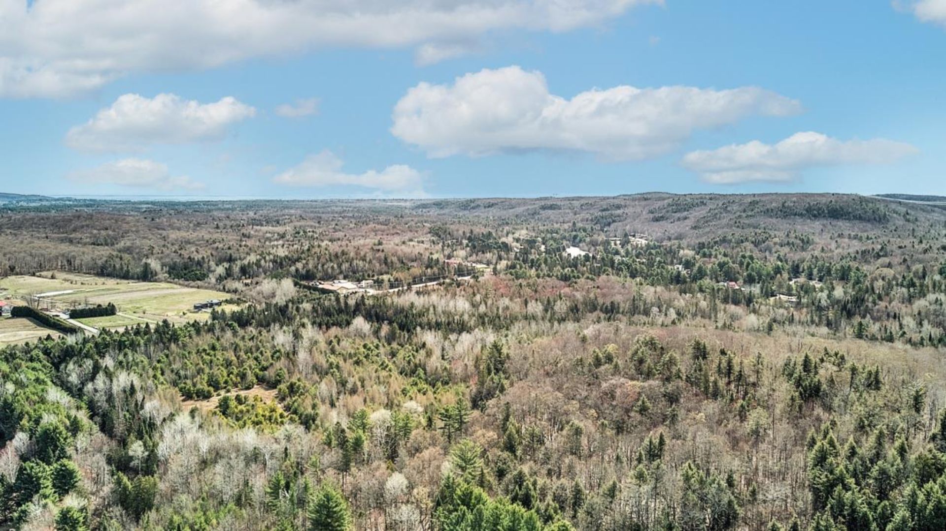 Les Domaines / Réserve Faunique de Rawdon - OVER 72 MILLION SQ.FT FOR SALE (see below for details) - Image 10 of 16