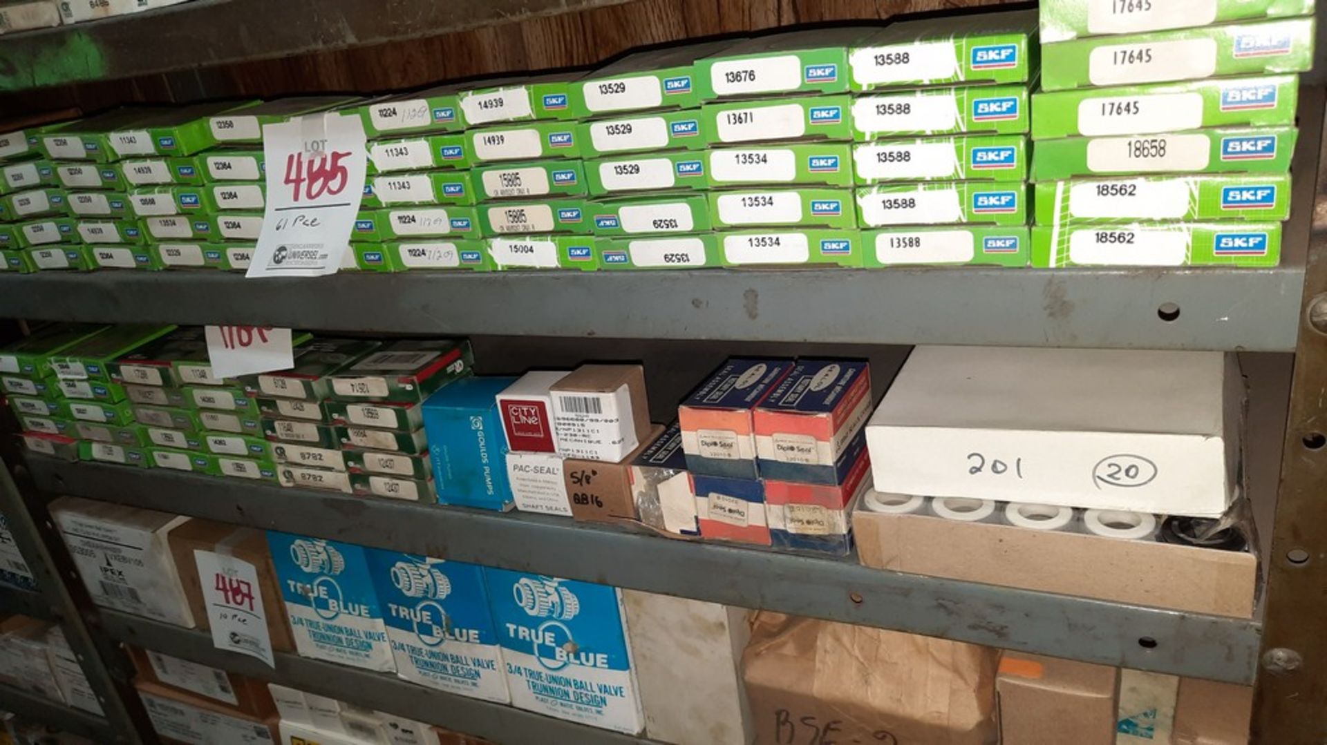 LOT: (42) Asst. Bearings (see photos for details)