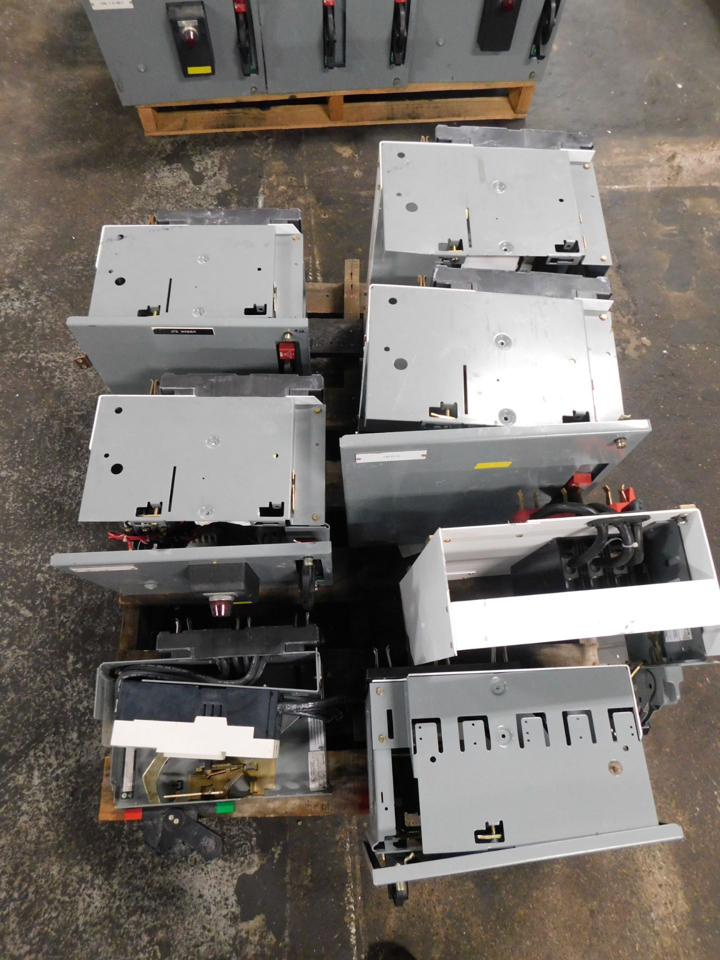 Lot of (7) Allen Bradley and Square D Electrical MCC Buckets - Image 2 of 16