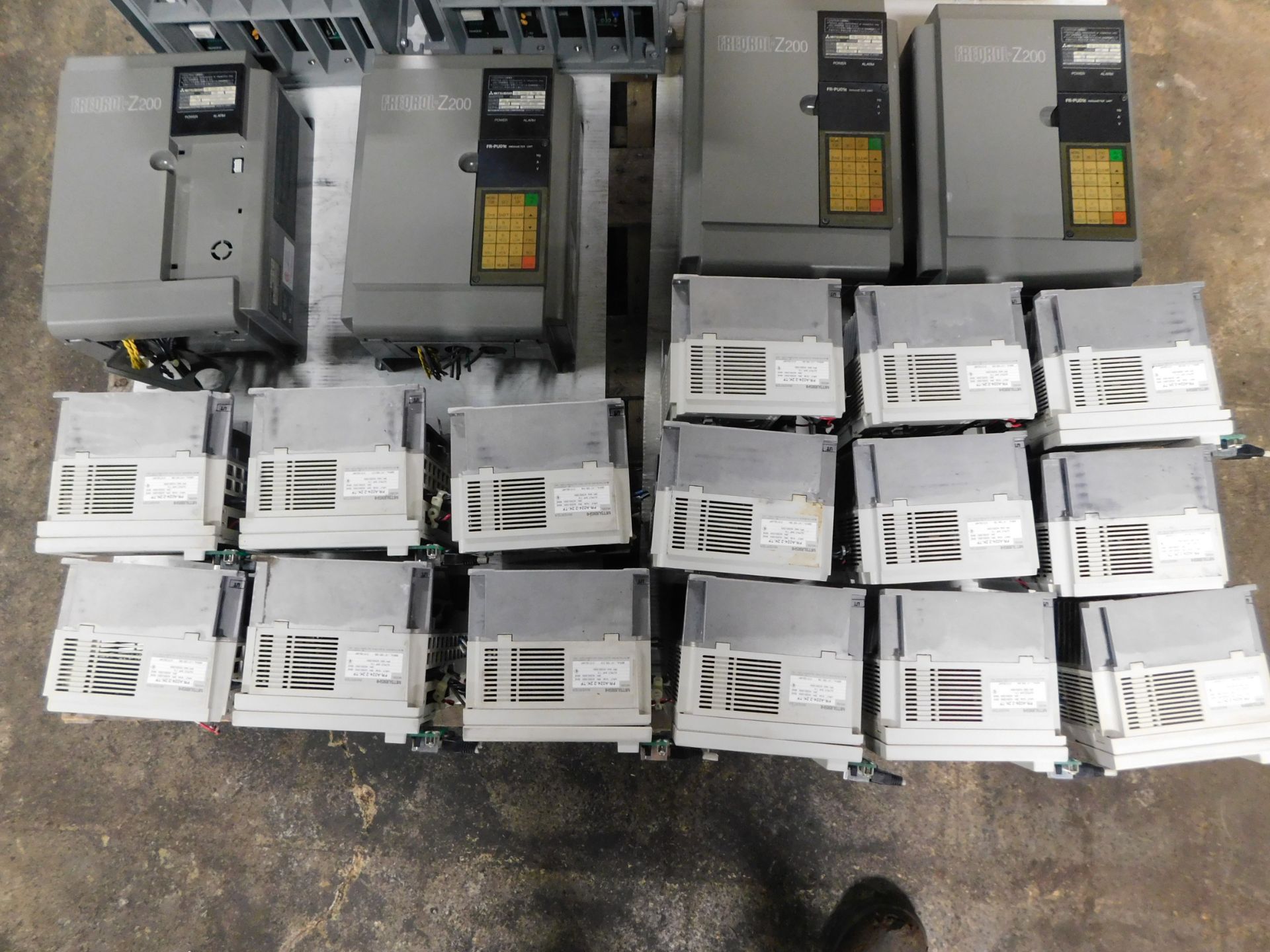 Lot of (22) Miscellaneous Allen Bradley, Schenck, and Mitsubishi Electrical Drives - Image 4 of 11