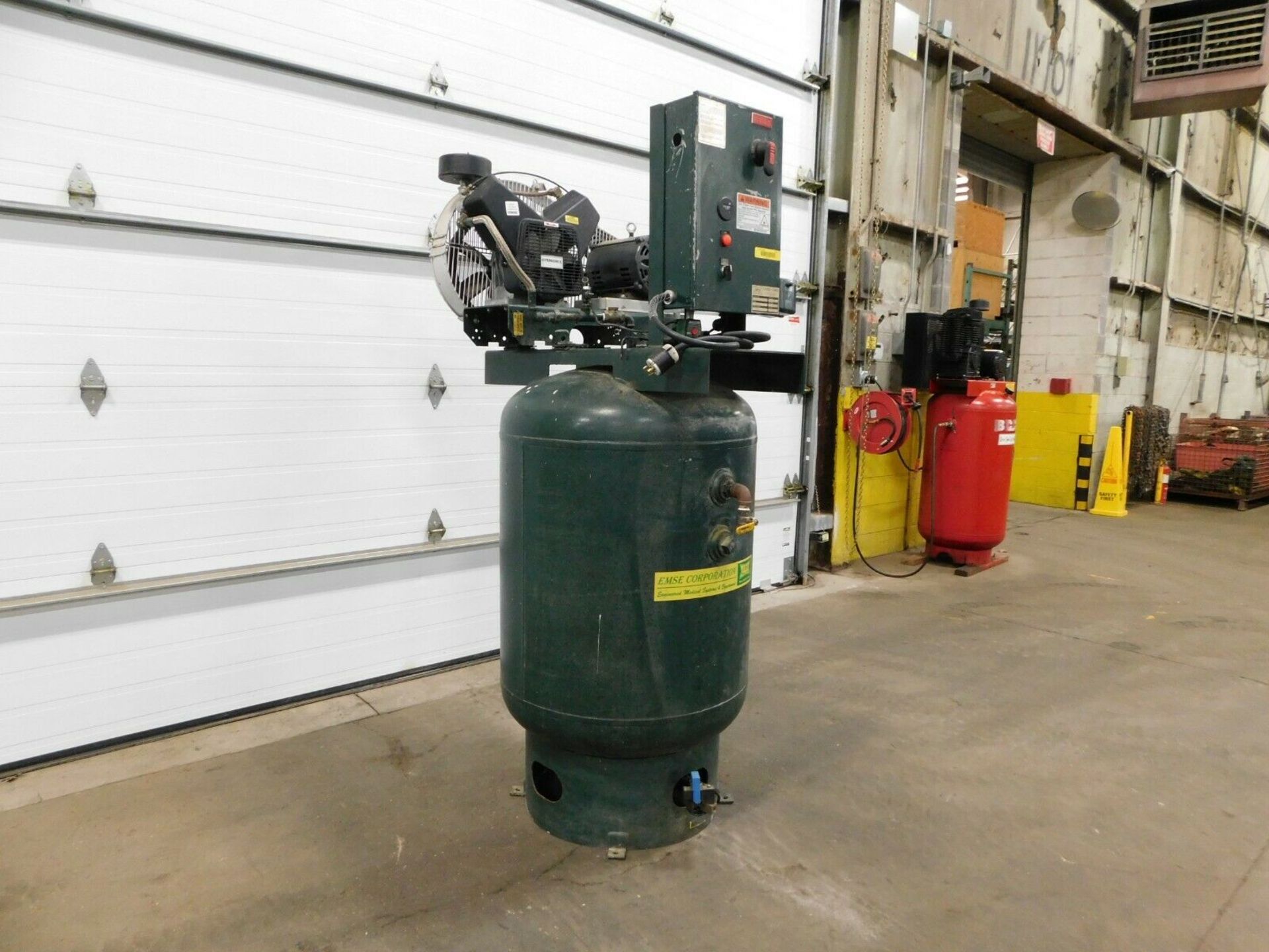 EMSE 3S0X3T120V Simplex Air Compressor. 12.1 SCFM. 50 PSI. 3 Ph. 460 V. - Image 2 of 6