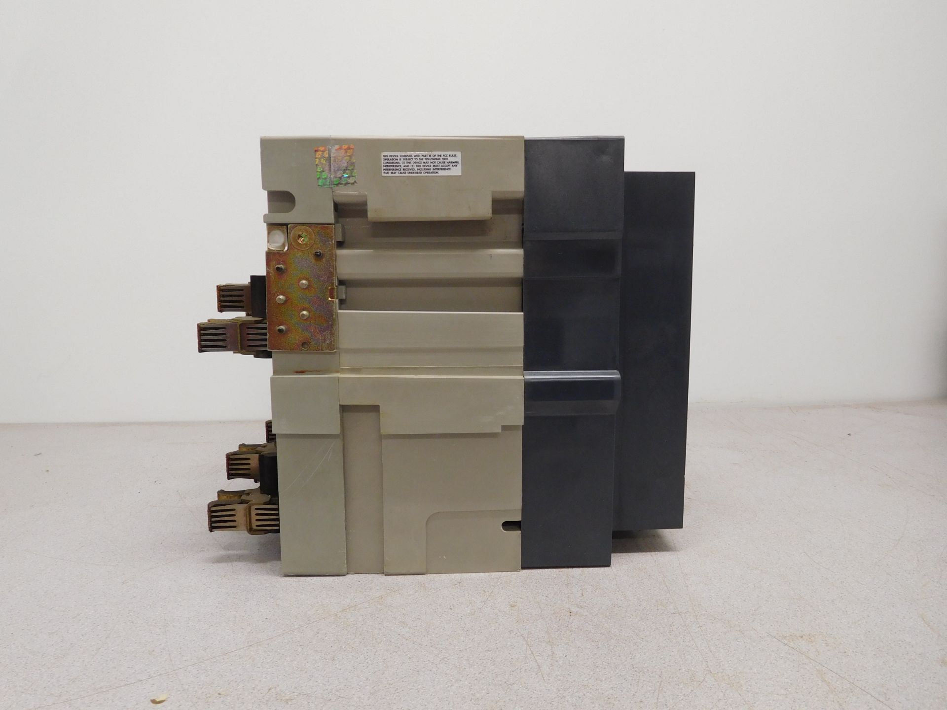 Square D NW 08 H1 Masterpact 800 Amp Low-Voltage Power Circuit Breaker - Image 7 of 7