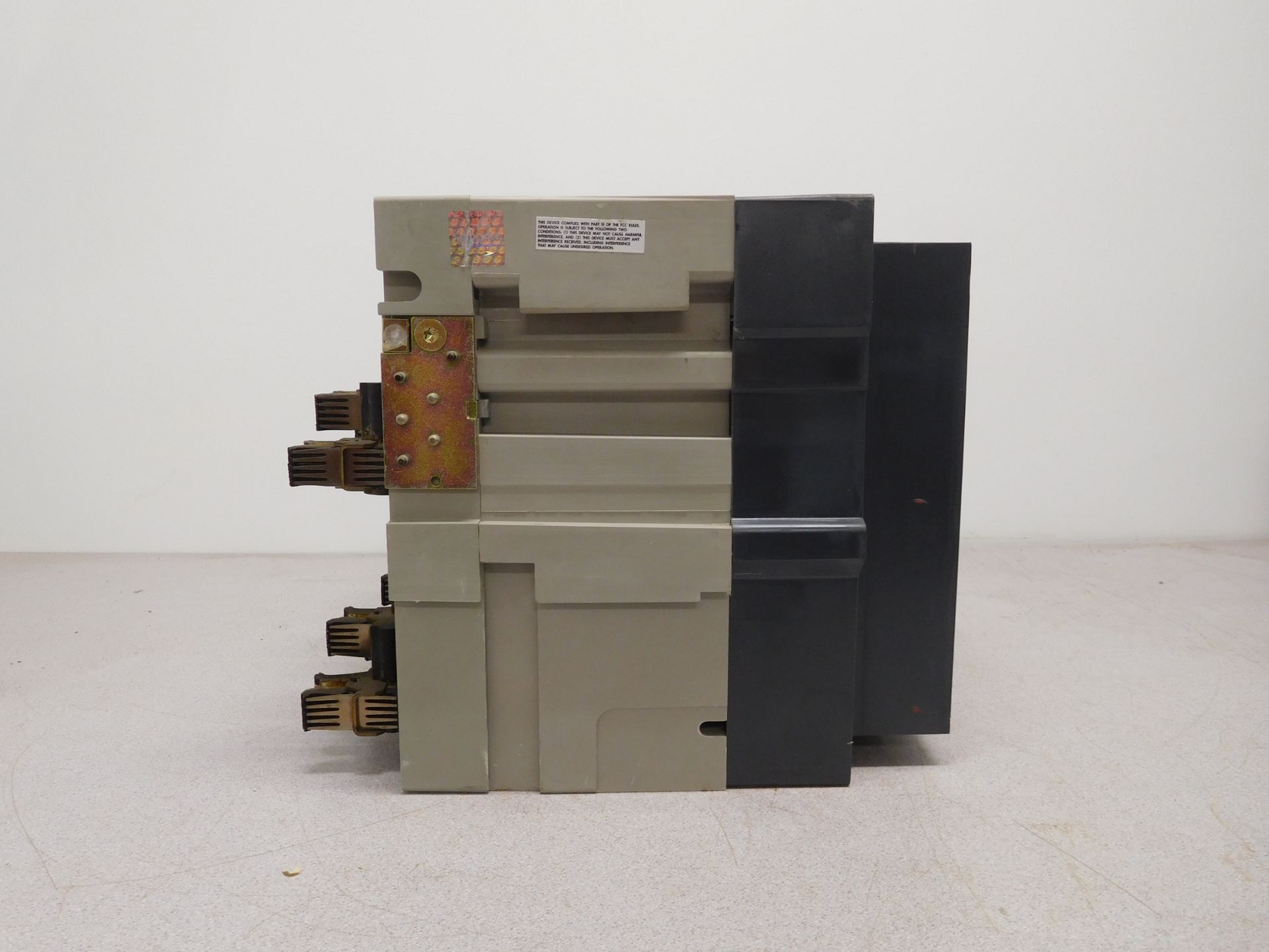 Square D NW 08 H1 Masterpact 800 Amp Low-Voltage Power Circuit Breaker - Image 7 of 7