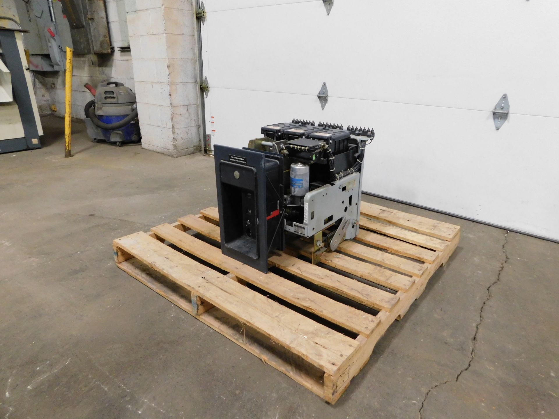 GE AKR-ND-50 1600 Amp Low Voltage Power Circuit Breaker - Image 10 of 12