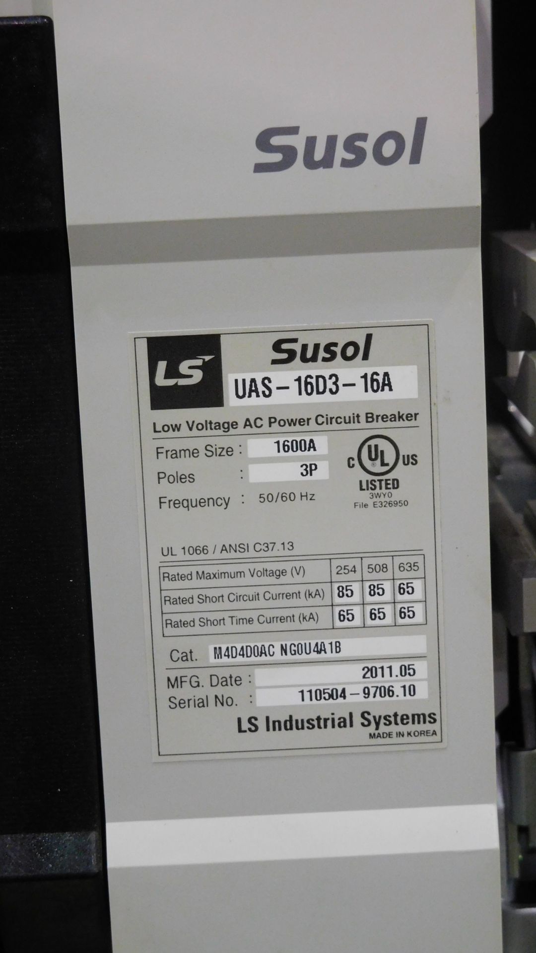 LSIS Susol UAS-16D3-16A 1600 Amp Low Voltage AC Power Circuit Breaker - Image 2 of 11