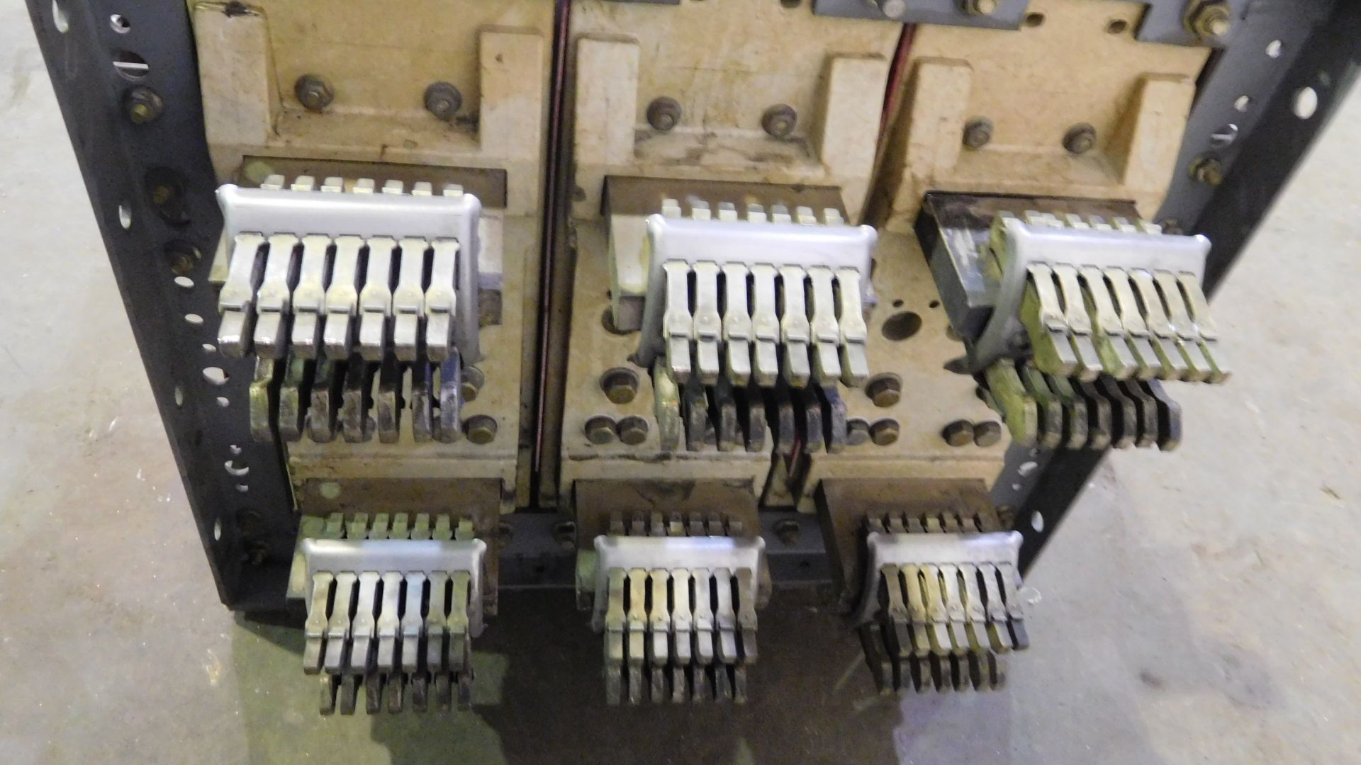 Federal Pacific FP50 1600 Amp Low Voltage Power Circuit Breaker - Image 3 of 9