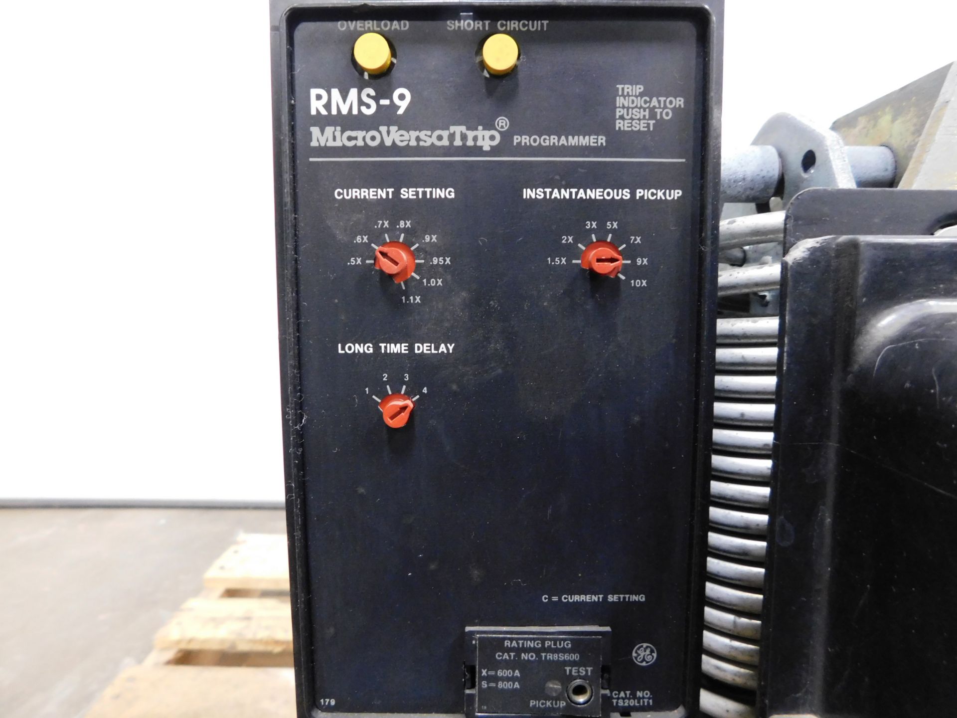 GE AKR-6D-30 800 Amp Low Voltage Power Circuit Breaker - Image 5 of 13