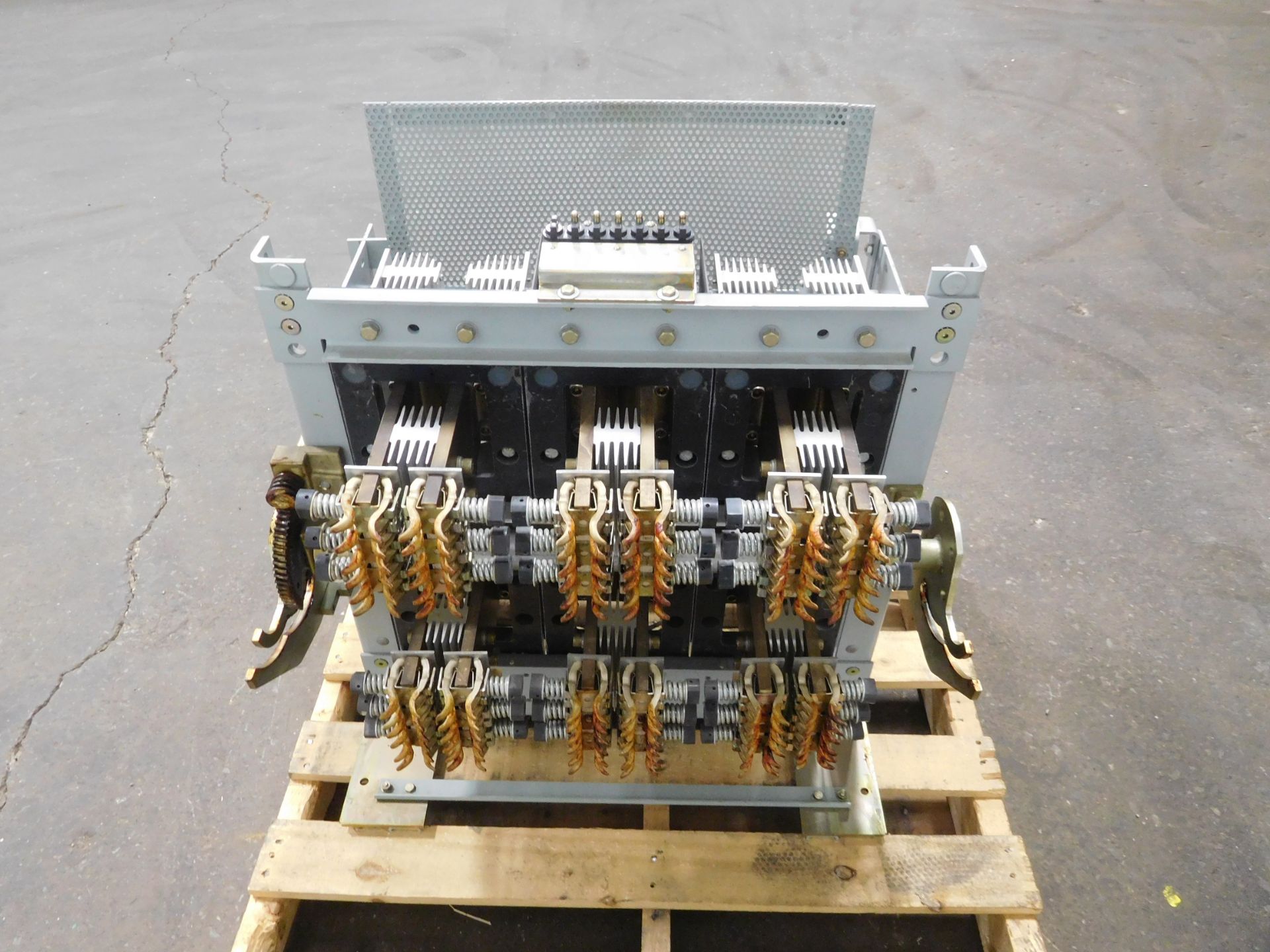 GE TAK94FCB 4000 Amp Fuse Rollout Truck - Image 10 of 14