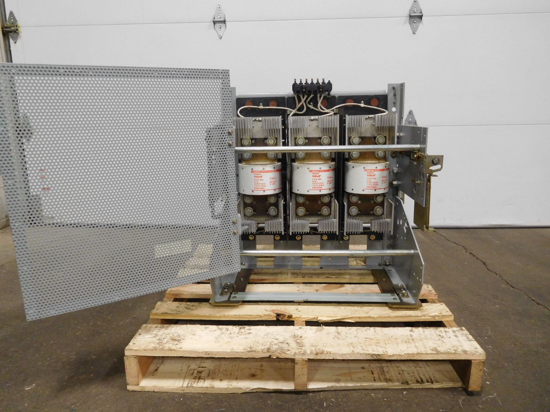 GE TAK94FCB 4000 Amp Fuse Rollout Truck - Image 5 of 14