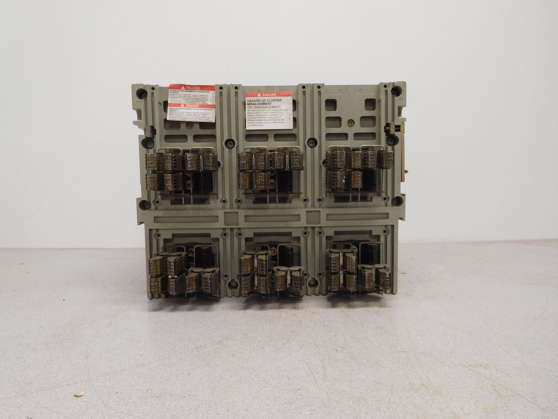 Square D NW 16 N1 Masterpact 1600 Amp Low-Voltage Power Circuit Breaker - Image 6 of 7