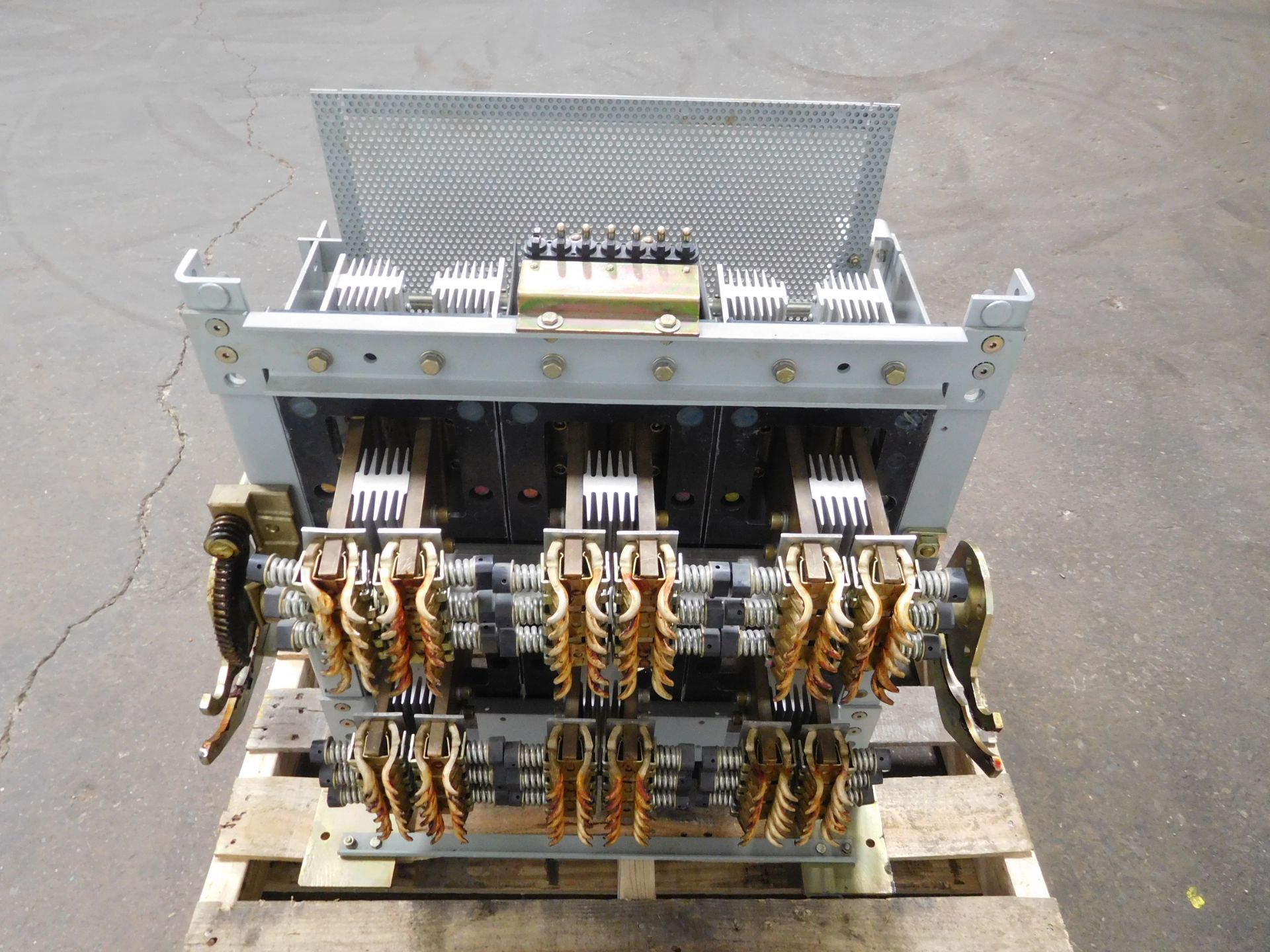GE TAK94FCB 4000 Amp Fuse Rollout Truck - Image 10 of 14