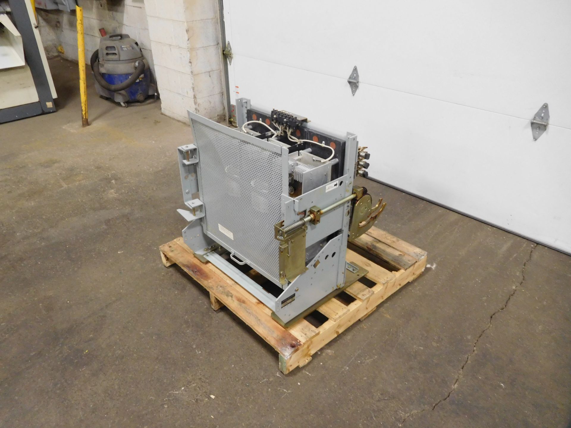 GE TAK94FCB 4000 Amp Fuse Rollout Truck - Image 13 of 14