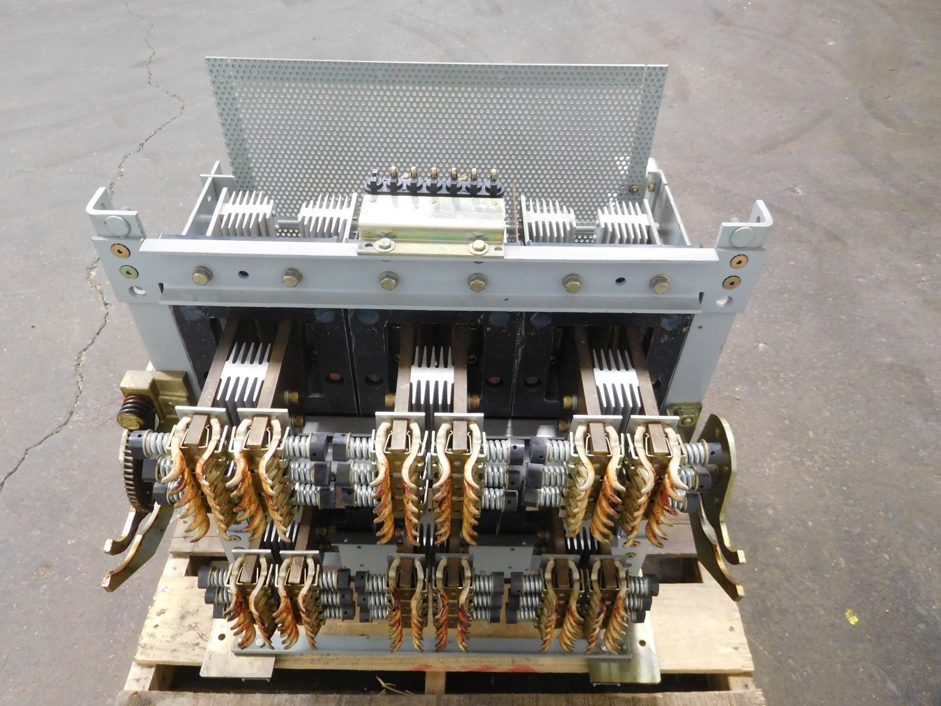 GE TAK94FCB 4000 Amp Fuse Rollout Truck - Image 10 of 14