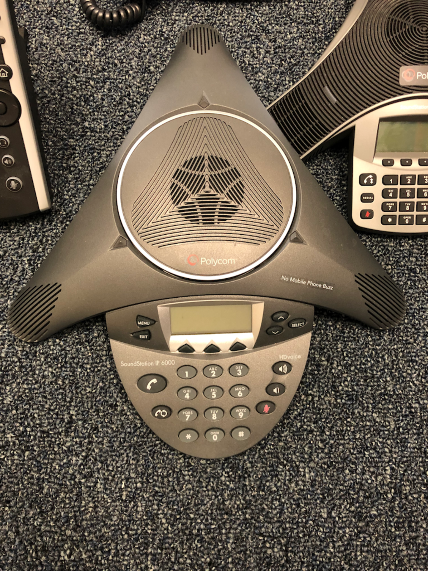 POLYCOM PHONE SYSTEM TO INCLUDE 15 POLYCOM VVX411 HD VOICE HAND SET INTERNET PHONES WITH 2 POLYCOM - Image 4 of 9