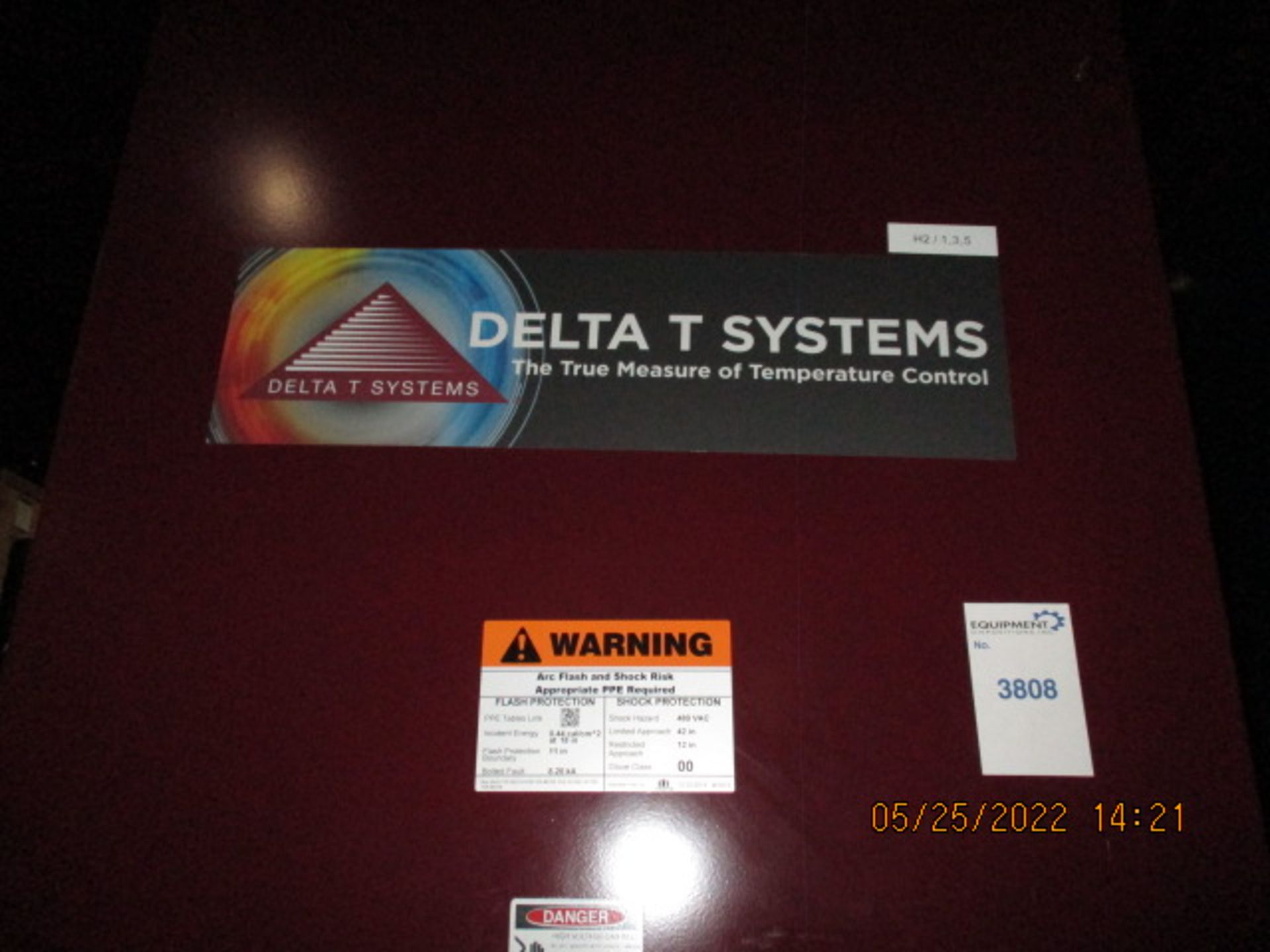 Delta T Systems Model KG471S Temperature Controller - Image 5 of 8