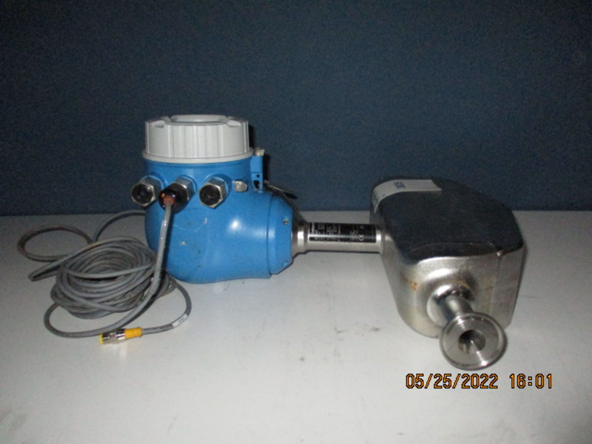 ENDRESS + HAUSER PROMASS 300 FLOW METER W PROMASS P SIZE DN15 / 1/2" - Image 2 of 7