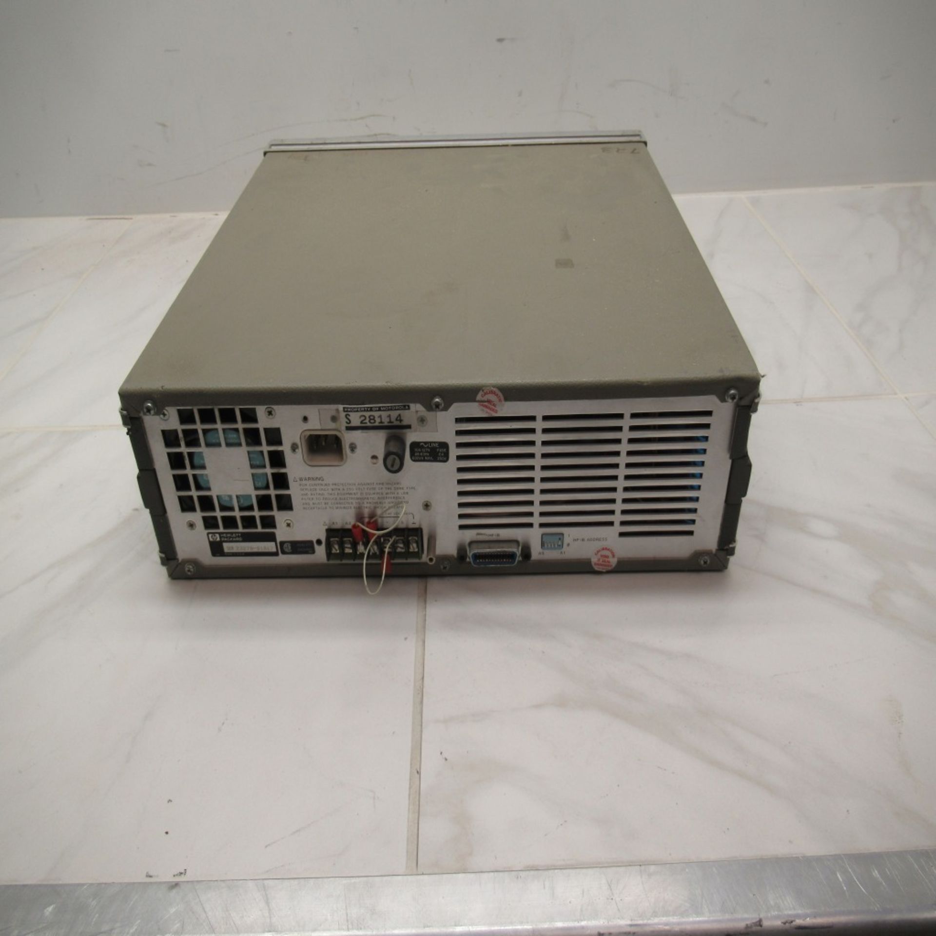 HP 6034A SYSTEM POWER SUPPLY *POWERS ON* - Image 4 of 6