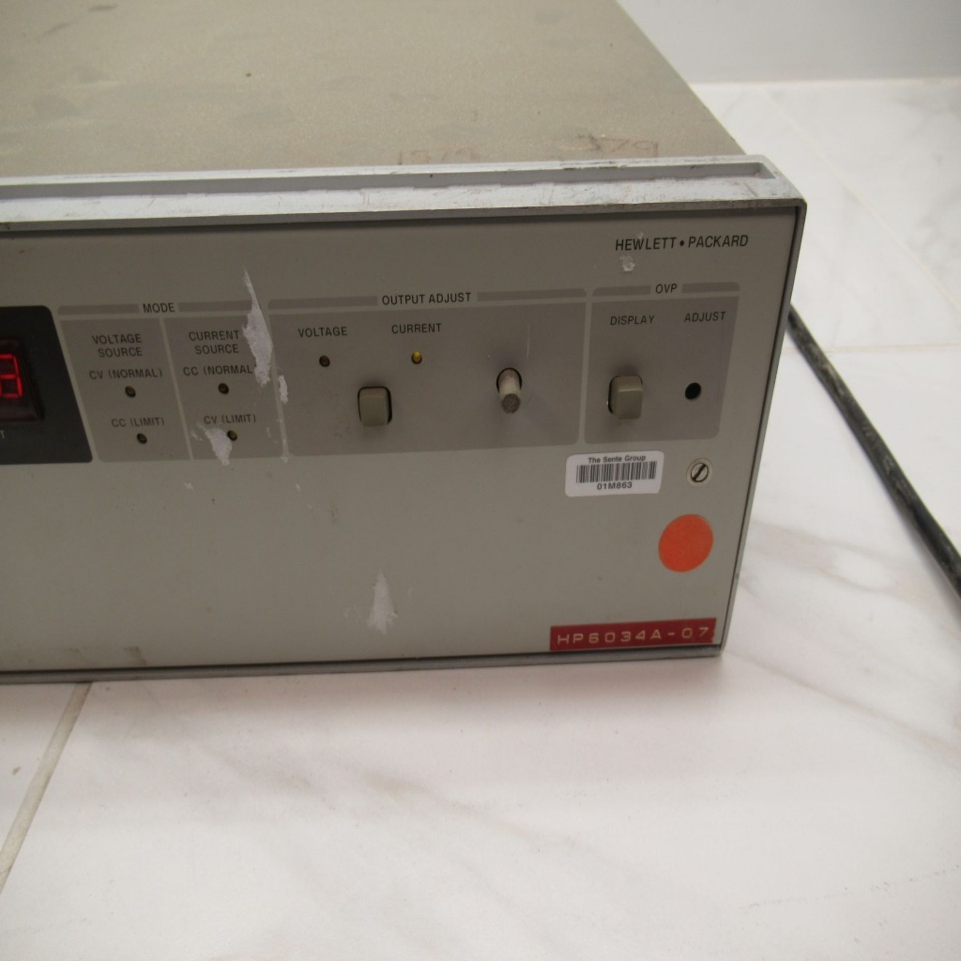 HP 6034A SYSTEM POWER SUPPLY *POWERS ON* - Image 3 of 6