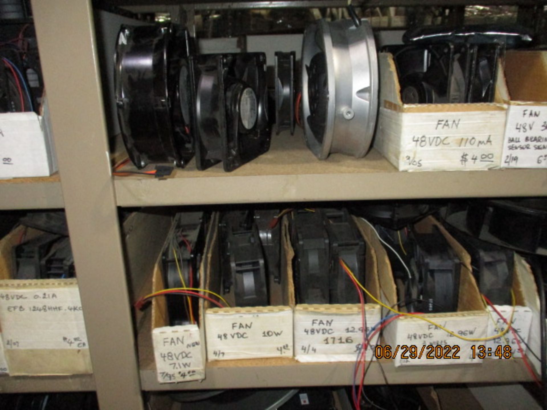 CONTENTS OF SHELVING UNIT CONSISTING OF ASSORTMENT OF FANS - Image 5 of 16