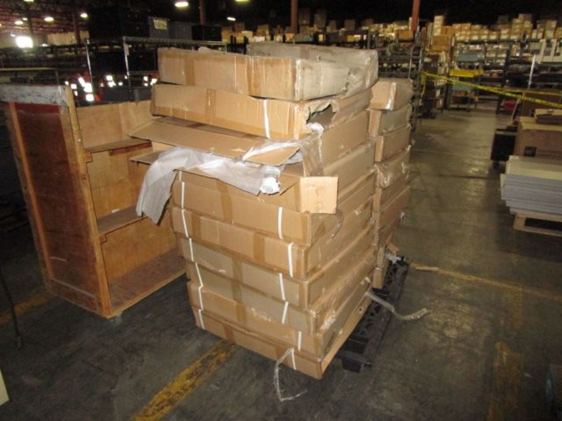 PALLET OF CHRISTMAS WREATHS - Image 3 of 4
