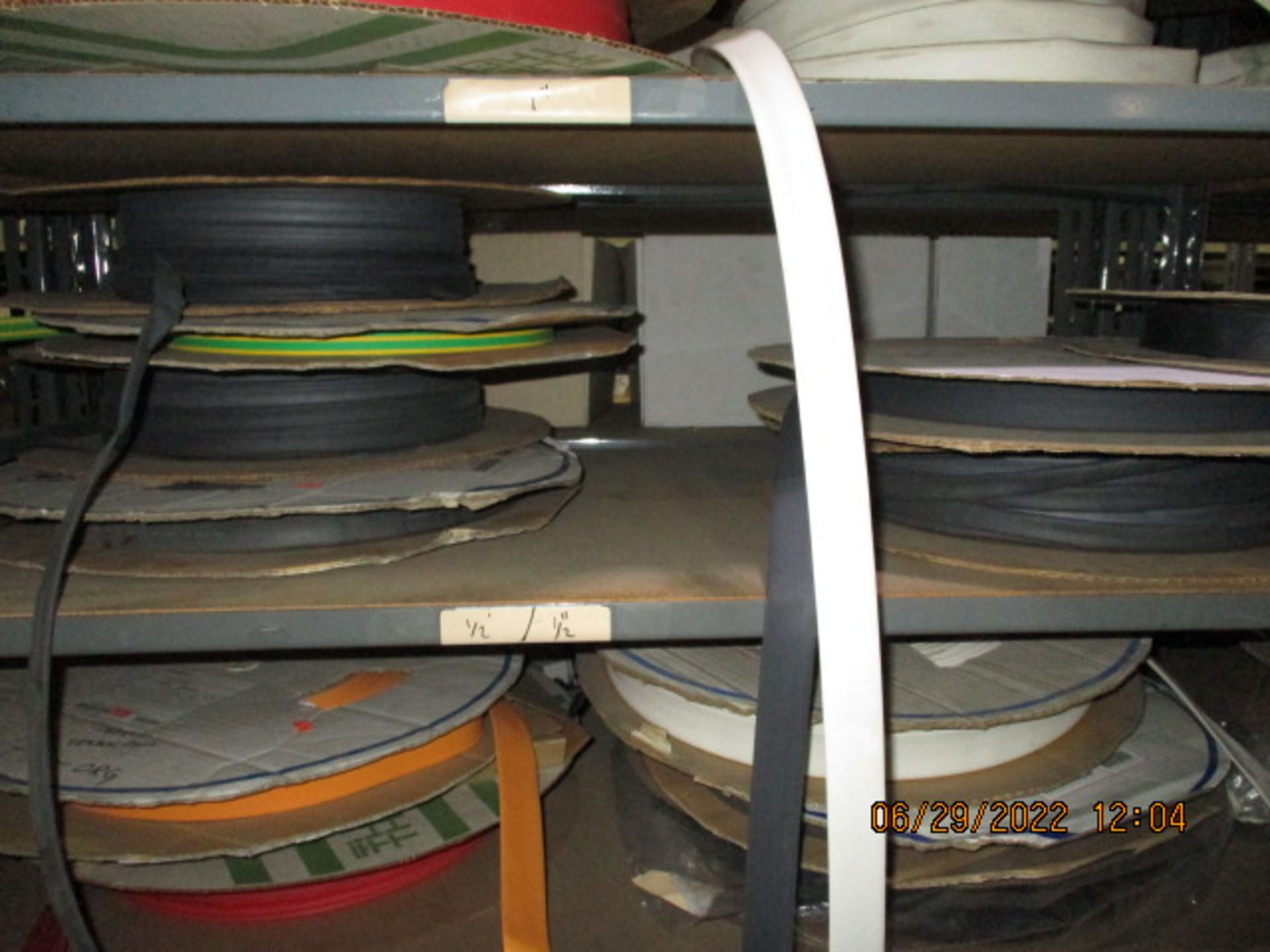 CONTENTS OF SHELVING UNIT CONSISTING OF ASSORTMENT OF TUBING - Image 6 of 11