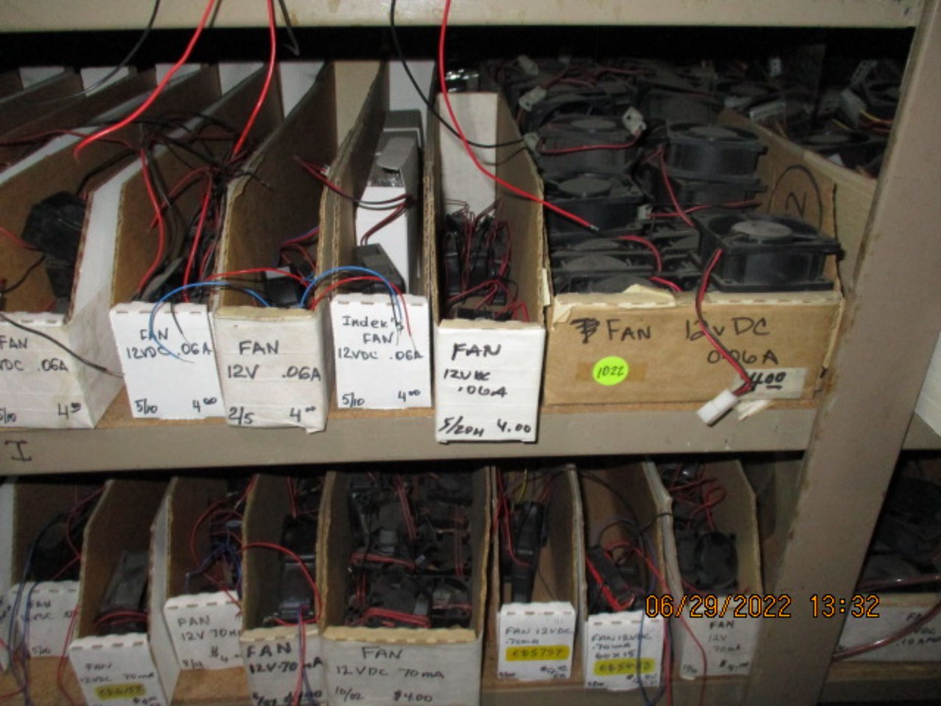 CONTENTS OF SHELVING UNIT CONSISTING OF ASSORTMENT OF FANS - Image 19 of 19